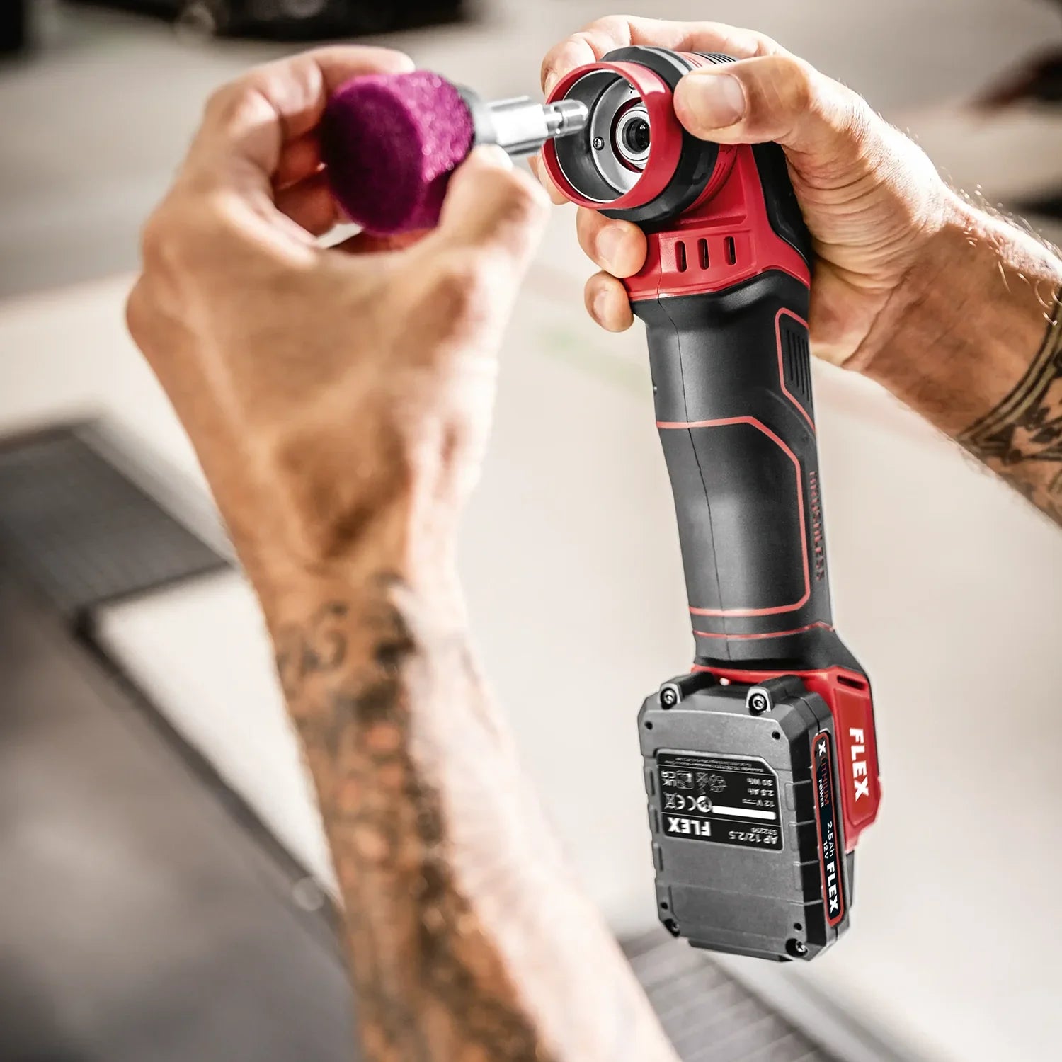 Kiezlack MIETGERÄT Flex Akku-Polierer 12 V PXE 80 12-EC/2.5 Set